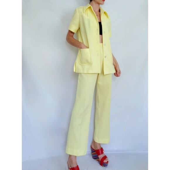 1970s Vintage Leisure Suit: Yellow Polyester Pantsuit, Womens Medium - Picture 3 of 10